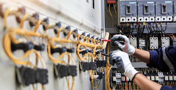 Professional Electrical Inspection technician working in Maywood Park, OR